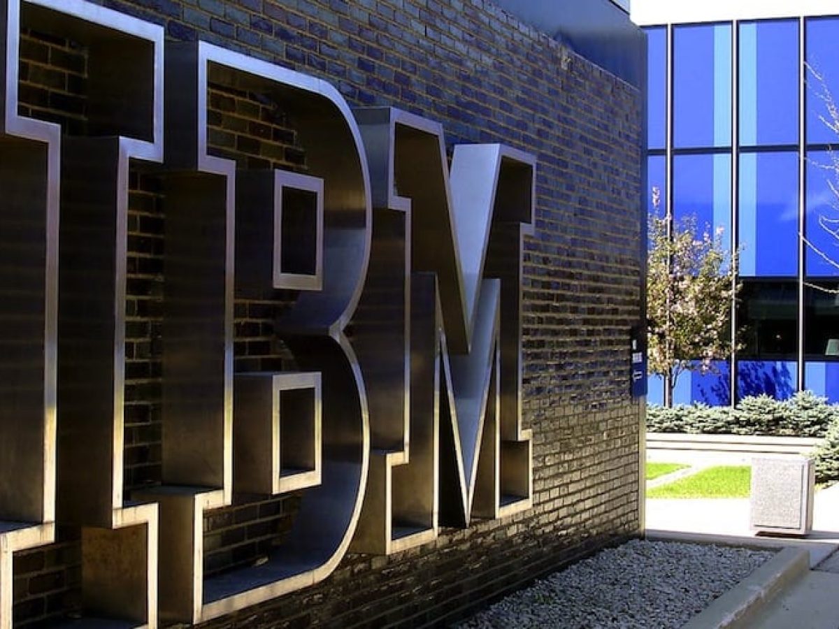 Συνεργασία IBM και Anthropic για ανάπτυξη επιχειρησιακού λογισμικού με έμφαση στην ασφάλεια και τη διακυβέρνηση