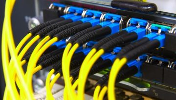 Τοπικά δίκτυα στα μονοπώλια των ευρυζωνικών συνδέσεων