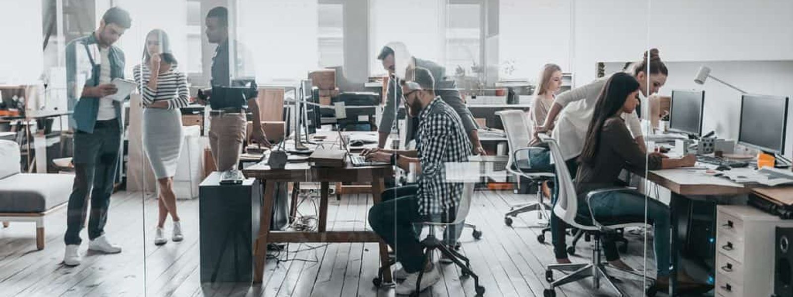 &Alpha;&pi;&omicron;&lambda;ύ&sigma;&epsilon;&iota;&sigmaf; &mu;&epsilon; &epsilon;&pi;ί&kappa;&lambda;&eta;&sigma;&eta; &sigma;&tau;&omicron; AI, έ&nu;&alpha; &laquo;&epsilon;ύ&kappa;&omicron;&lambda;&omicron; ά&lambda;&lambda;&omicron;&theta;&iota;&raquo; &ndash; &Alpha;&pi;ό &pi;ί&sigma;&omega; &kappa;&rho;ύ&beta;&omicron;&nu;&tau;&alpha;&iota; ά&lambda;&lambda;&omicron;&iota; &pi;&alpha;&rho;ά&gamma;&omicron;&nu;&tau;&epsilon;&sigmaf; &epsilon;&tau;&alpha;&iota;&rho;&iota;&kappa;ώ&nu; &alpha;&nu;&alpha;&delta;&iota;&alpha;&rho;&theta;&rho;ώ&sigma;&epsilon;&omega;&nu;