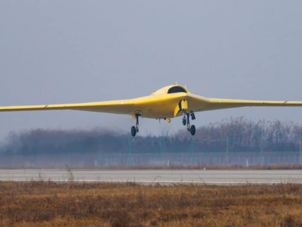 CH-7: Το «αόρατο» drone της Κίνας πραγματοποίησε την πρώτη του πτήση