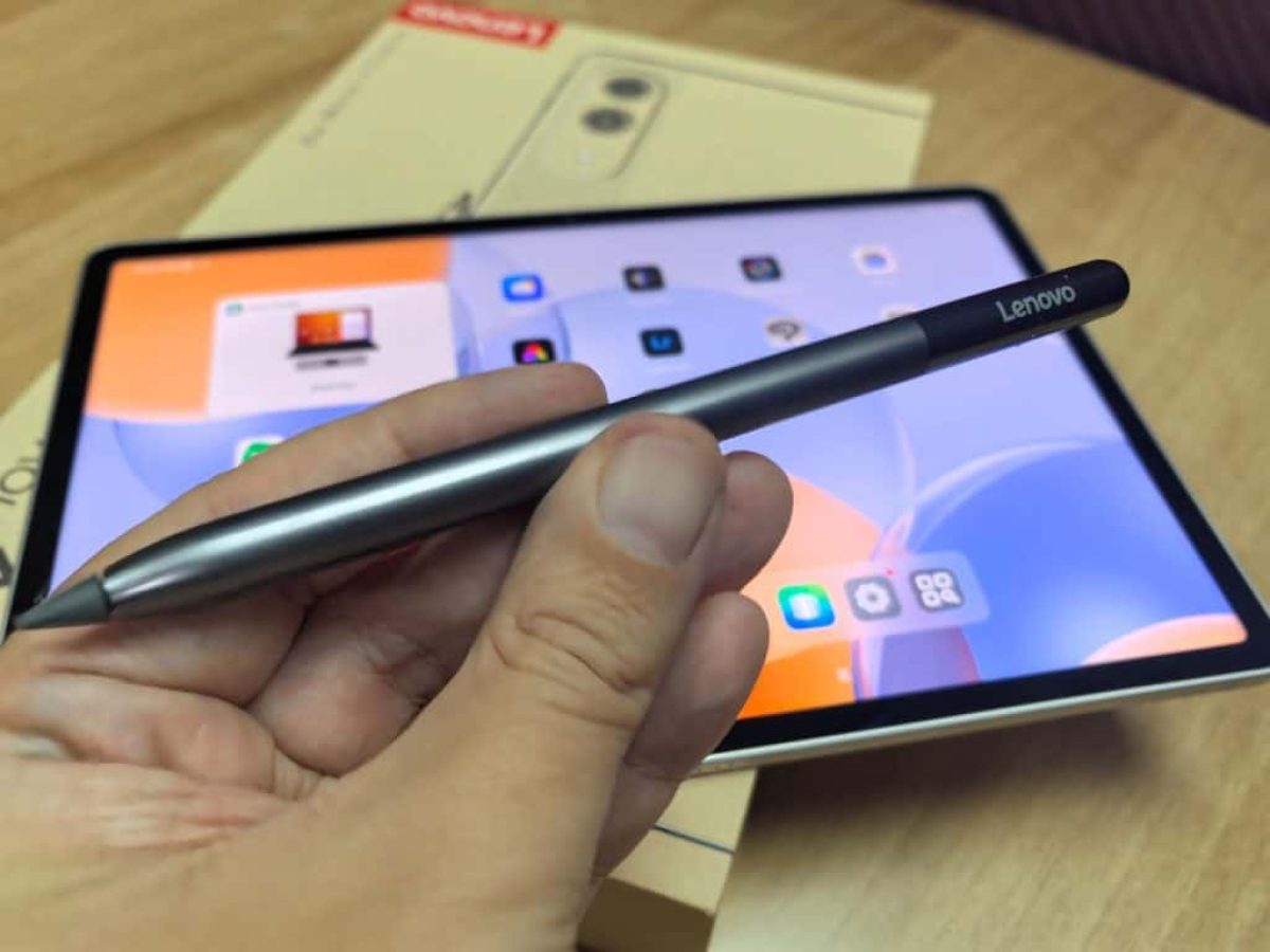Lenovo Yoga Tab (2025) Hands-On Review: Gaming, Δημιουργία, Παραγωγικότητα… τα κάνει όλα και συμφέρει!