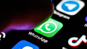 SOS: Η νέα απάτη στο WhatsApp που αδειάζει λογαριασμούς – ΜΗΝ πατήσεις αυτό το κουμπί!
