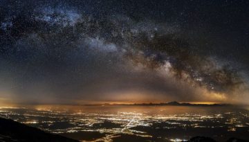 Η Big Tech χρηματοδοτεί το Σύμπαν: 1 δισ. δολάρια στο CERN για τον διάδοχο του LHC