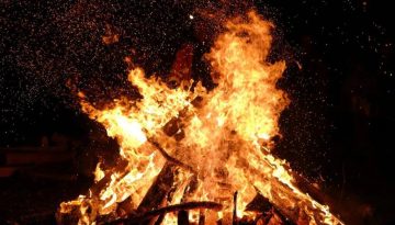 Η επιστήμη απαντά τελικά στο τι είναι η φωτιά!