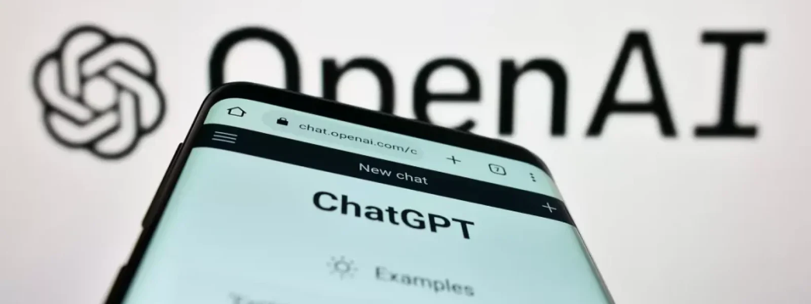 OpenAI: Τέλος στην ελεύθερη πρόσβαση για ανηλίκους – Το ChatGPT θα «μαντεύει» την ηλικία των χρηστών