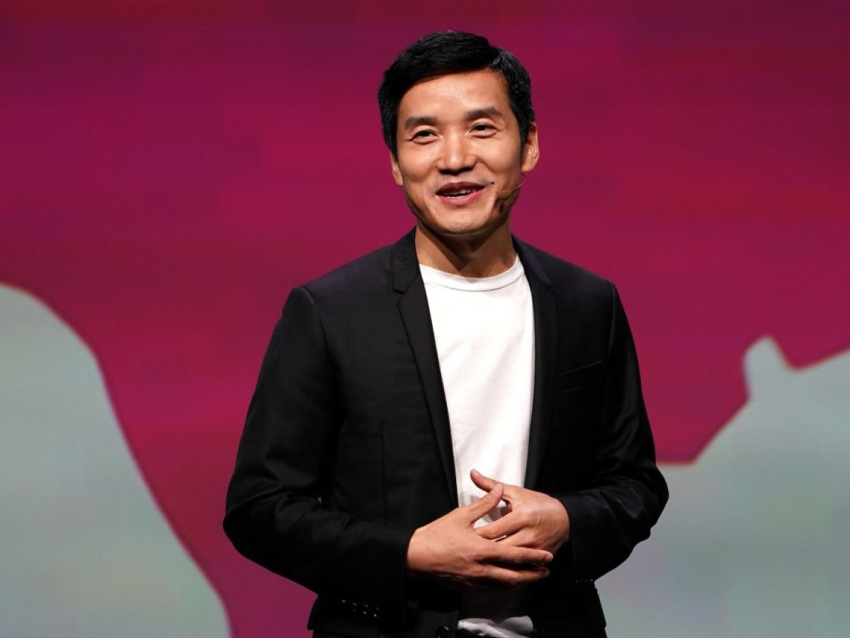 Ένταλμα σύλληψης για τον CEO της OnePlus