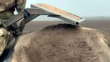 Γιατί οι Ρώσοι τοποθετούν τερματικά Starlink επάνω σε άλογα και γαϊδούρια – Η σημασία τους στο πεδίο της μάχης