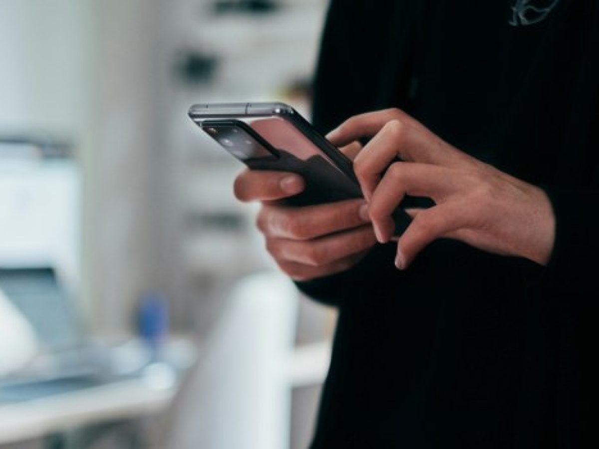 «Κόντρα» της ινδικής κυβέρνησης με Apple και Samsung