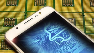 Πότε και γιατί αναμένεται να αυξηθούν σημαντικά οι τιμές των smartphones; – Ο ρόλος της τεχνητής νοημοσύνης