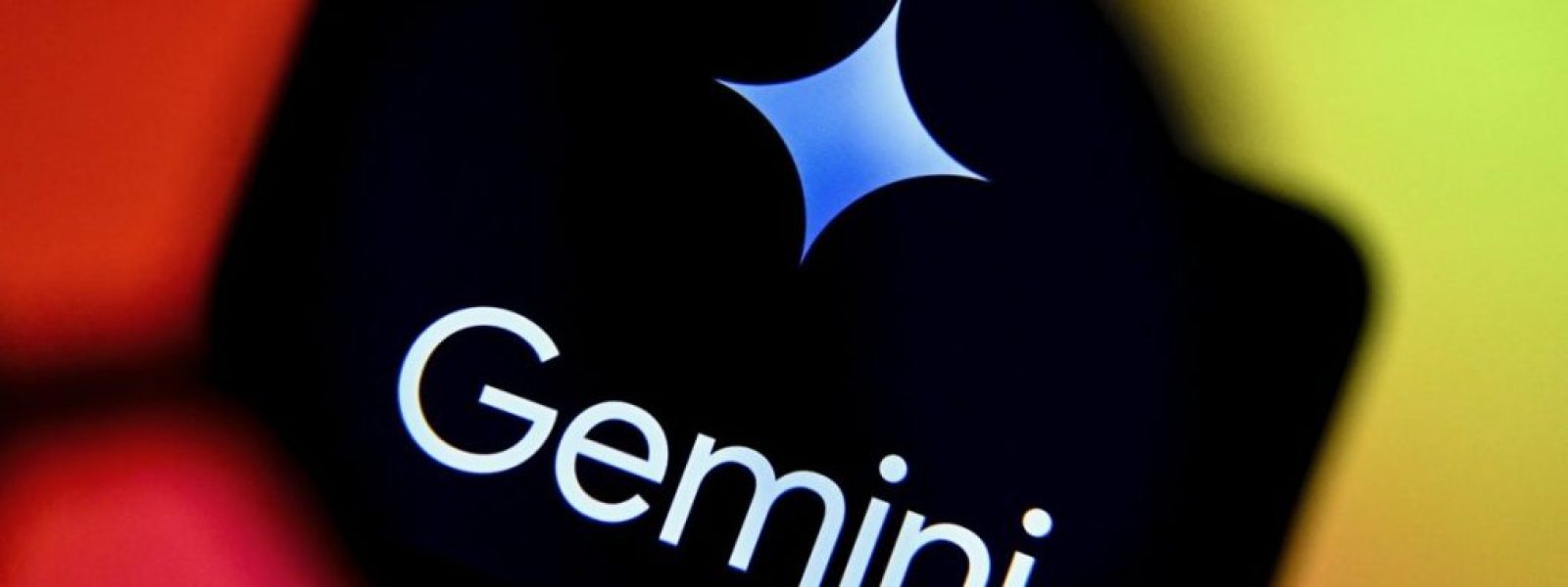 Google: Καταγγέλλει «κλοπή» των μυστικών του Gemini