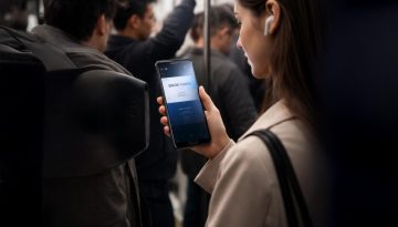 Samsung Galaxy S26 Ultra: Η οθόνη που σε «προστατεύει»… αλλά σε παρακολουθεί;