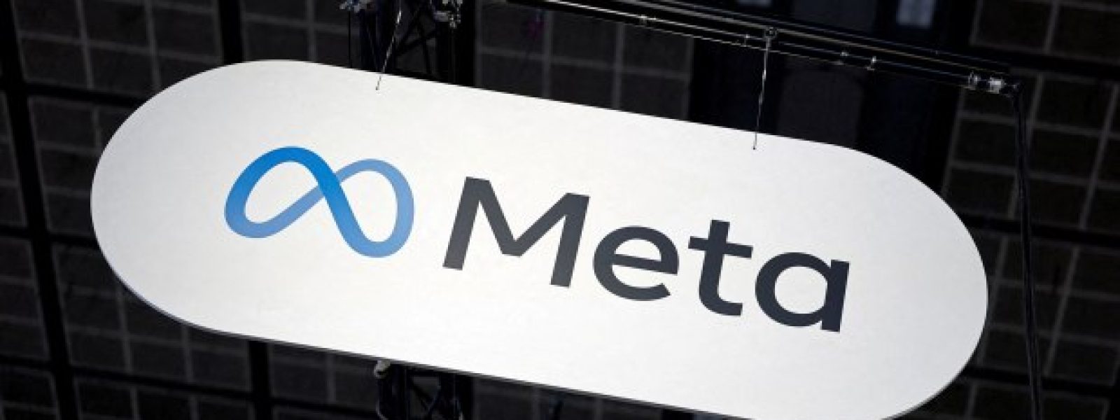 Μετά τα έξυπνα γυαλιά, η Meta ετοιμάζει ρολόι με βοηθό ΑΙ