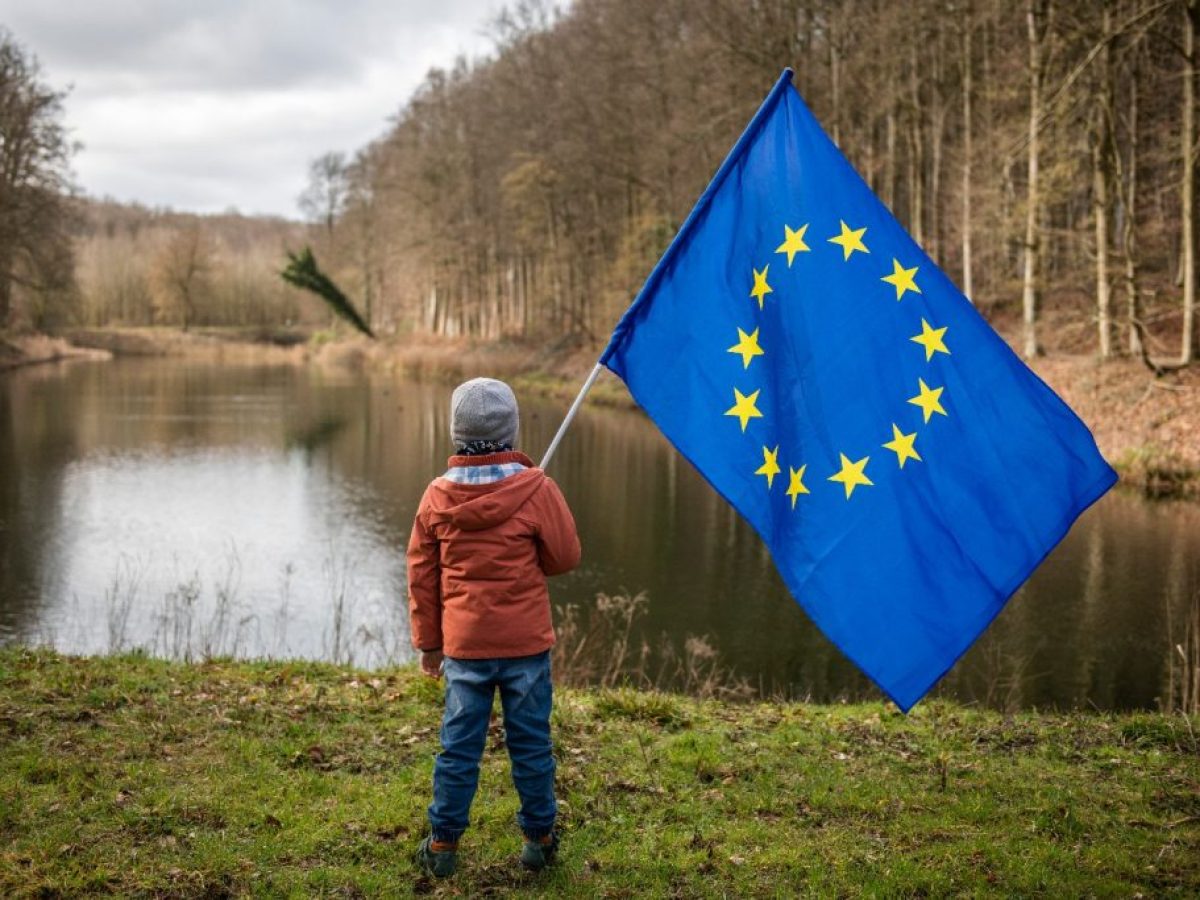 Μικρά βήματα ευρωπαϊκής αυτονομίας και στο βάθος…