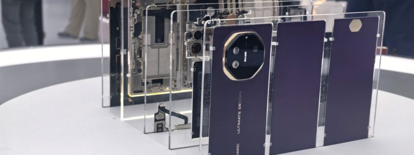 Huawei @MWC 2026: Βουτιά στo “αύριο” της mobile τεχνολογίας! (Booth Tour)