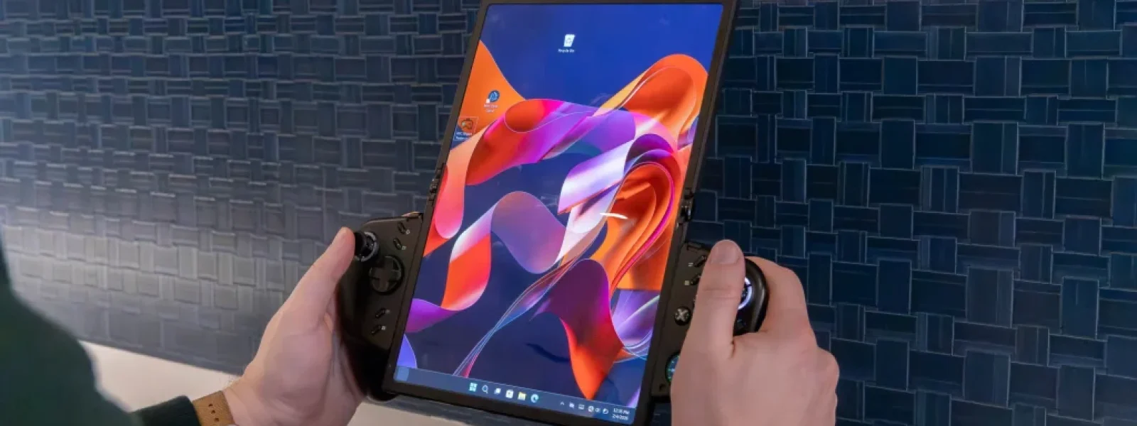 Lenovo Legion Go Fold: Μπορεί να φαίνεται «περίεργο», αλλά η ευελιξία του δεν έχει όρια!