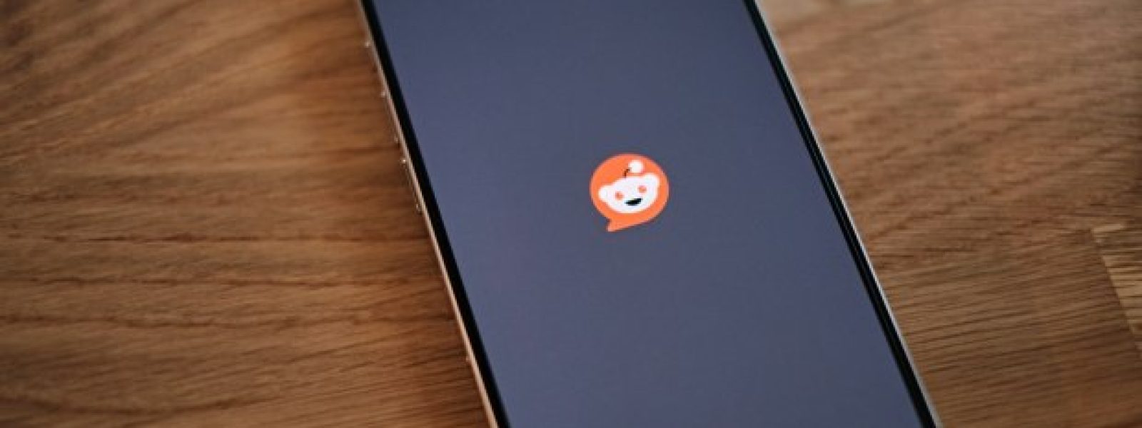Reddit: Υποχρεωτική επαλήθευση μέσω Passkeys και FaceID σε μεγάλη πλατφόρμα κοινωνικής δικτύωσης