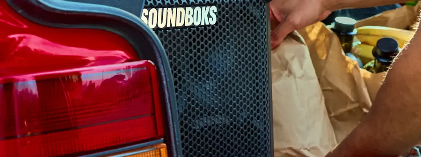 Soundboks Mix: μικρές συναυλίες στην παραλία