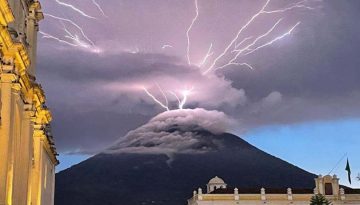Λύθηκε το μυστήριο των ηφαιστειακών κεραυνών