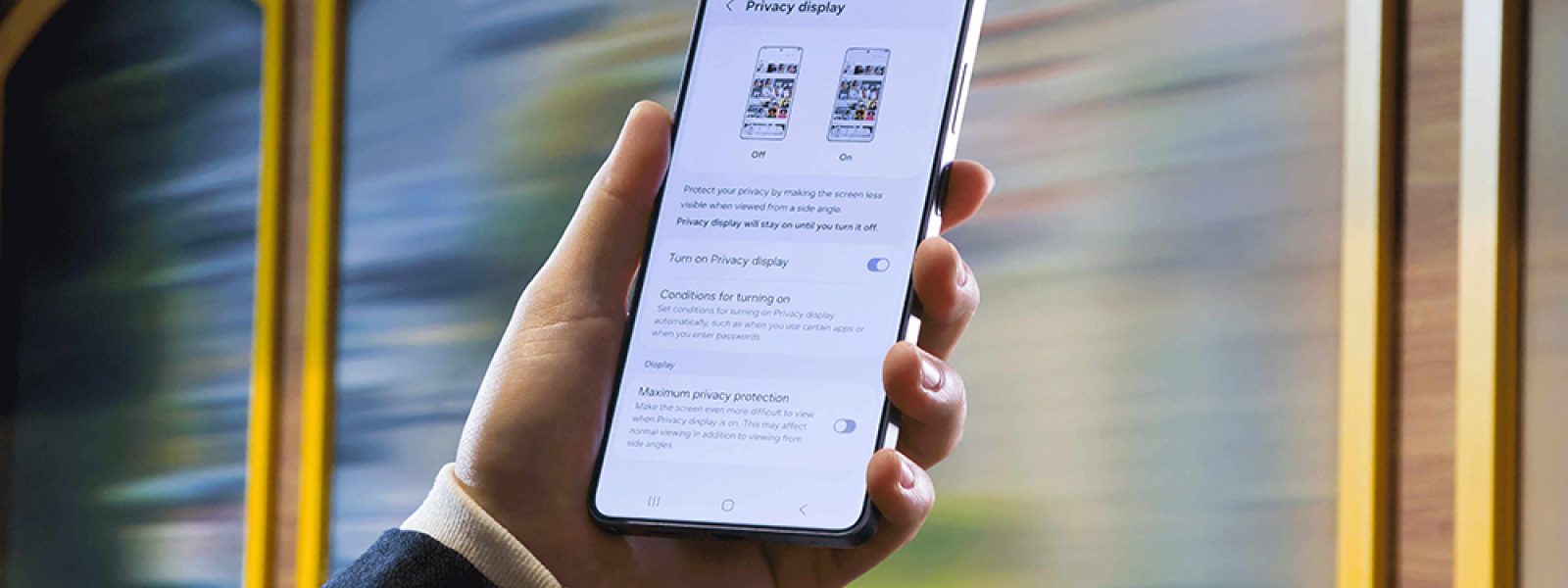 1 στους 2 Ευρωπαίους κοιτάζουν την οθόνη του κινητού αγνώστων σε δημόσιους χώρους – 1 στους 4 από περιέργεια