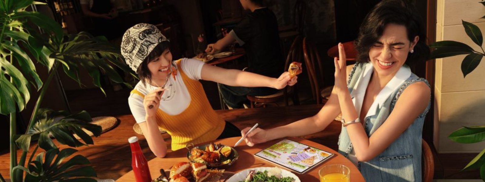 HUAWEI MatePad 12 X: Γιατί η ζωή και οι υποχρεώσεις σου δεν χωράνε σε ένα γραφείο!