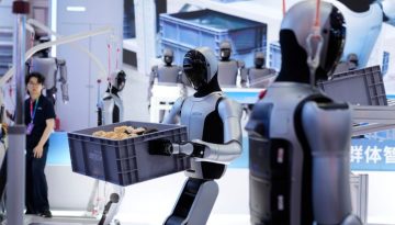 Εργοστάσιο ανθρωποειδών ρομπότ στην Κίνα ισχυρίζεται ότι μπορεί να κατασκευάζει ένα ρομπότ κάθε 30 λεπτά