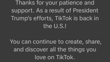 Μετά από 13 ώρες στο σκοτάδι, το TikTok είναι ξανά προσβάσιμο στις ΗΠΑ