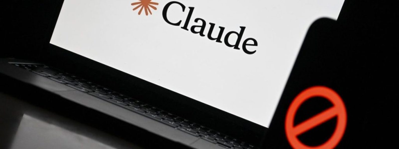 Παγίδα με malware η «διαρροή» του Claude Code: Πώς οι χάκερς εκμεταλλεύονται το εργαλείο της Anthropic