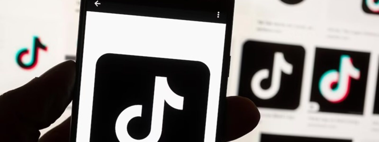 Θα απαγορεύσει ποτέ ο Trump το TikTok ή θα συνεχιστούν οι παρατάσεις;