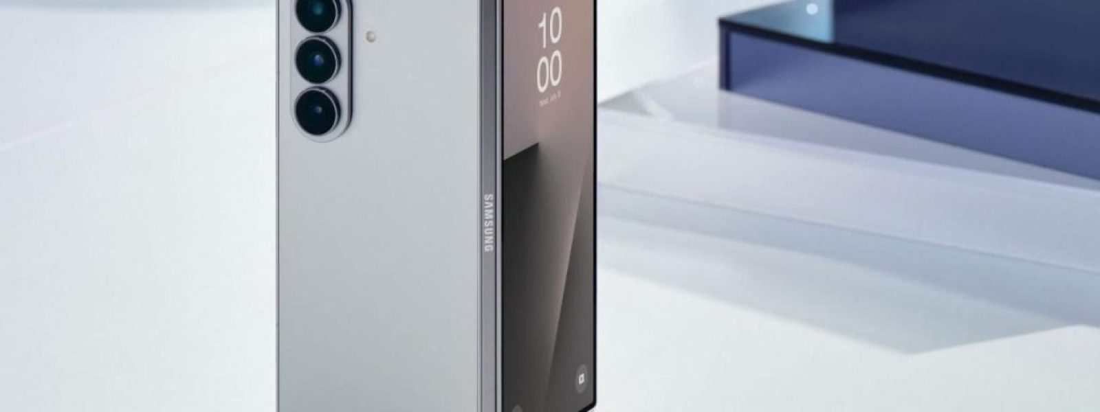 Το Galaxy Z Fold 8 αργεί