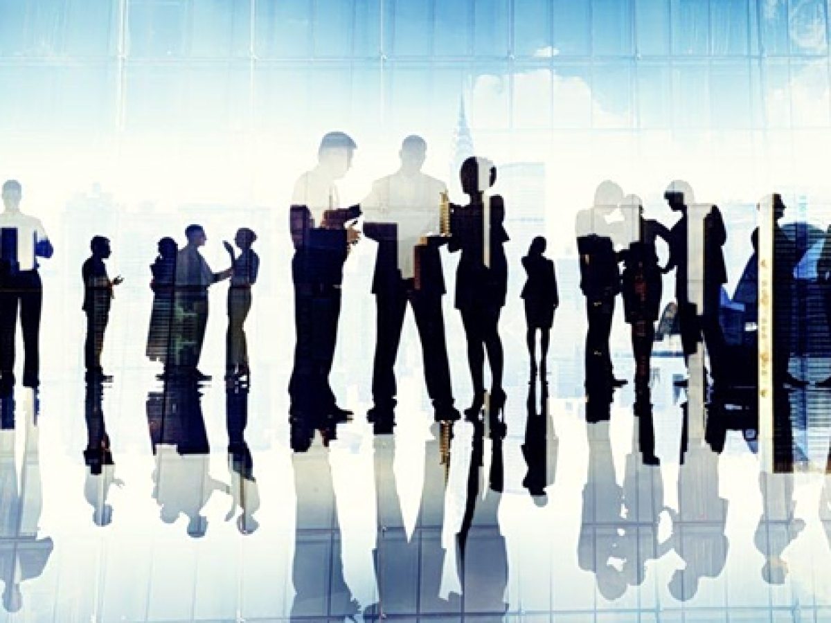 Αγορά εργασίας: CEOs… από απελπισία – Πώς η AI γκρεμίζει την παραδοσιακή ιδέα της καριέρας