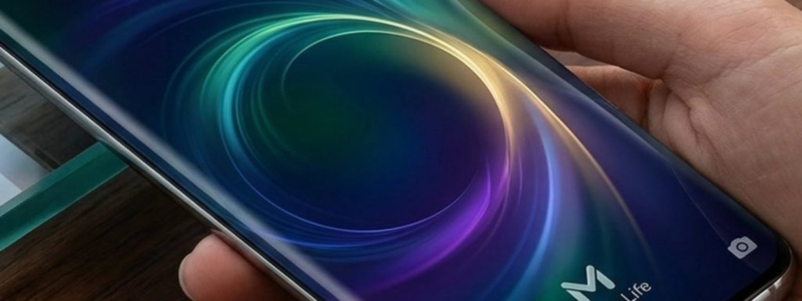 Quad-Curved Οθόνες: Η μεγάλη επιστροφή στο design των smartphones