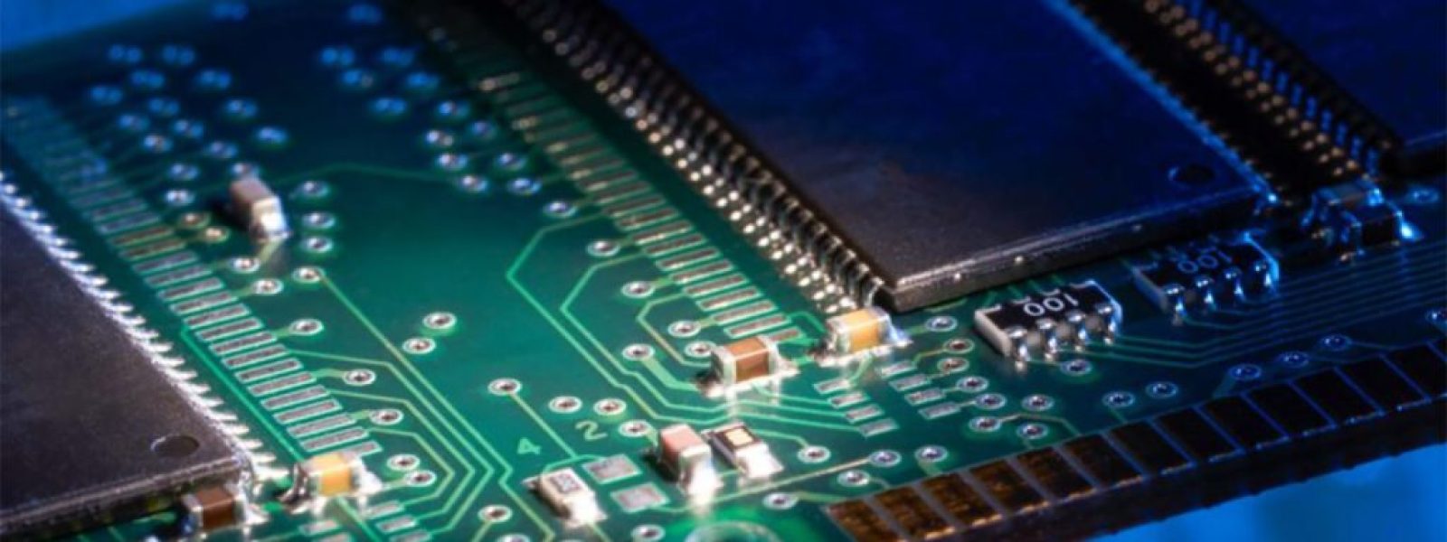 Ψεύτικη DDR5 με πλαστικά chips: Η απάτη που δεν θα καταλάβεις μέχρι να καεί ο υπολογιστής σου