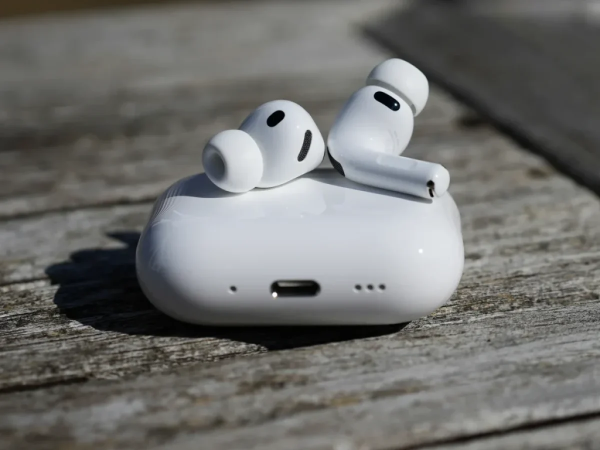 Η Apple φέρνει AirPods και iPhone Ultra 2 – MyPhone.gr