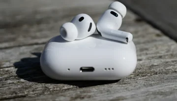 Η Apple φέρνει AirPods και iPhone Ultra 2 – MyPhone.gr