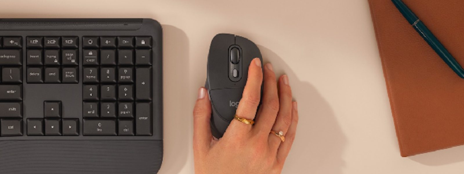 Η Logitech παρουσιάζει τη σειρά Signature Comfort Plus