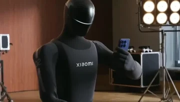 Η Xiaomi ετοιμάζει ανθρωποειδές ρομπότ και το βλέπουμε να βγάζει φωτογραφίες με το Xiaomi 17T Pro