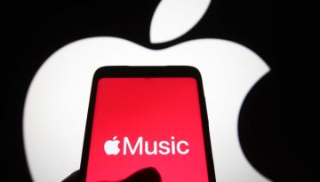 &Tau;&omicron; Apple Music &gamma;ί&nu;&epsilon;&tau;&alpha;&iota; &delta;&omega;&rho;&epsilon;ά&nu;&hellip; &sigma;&tau;&omicron; &pi;&epsilon;&rho;ί&pi;&omicron;&upsilon;