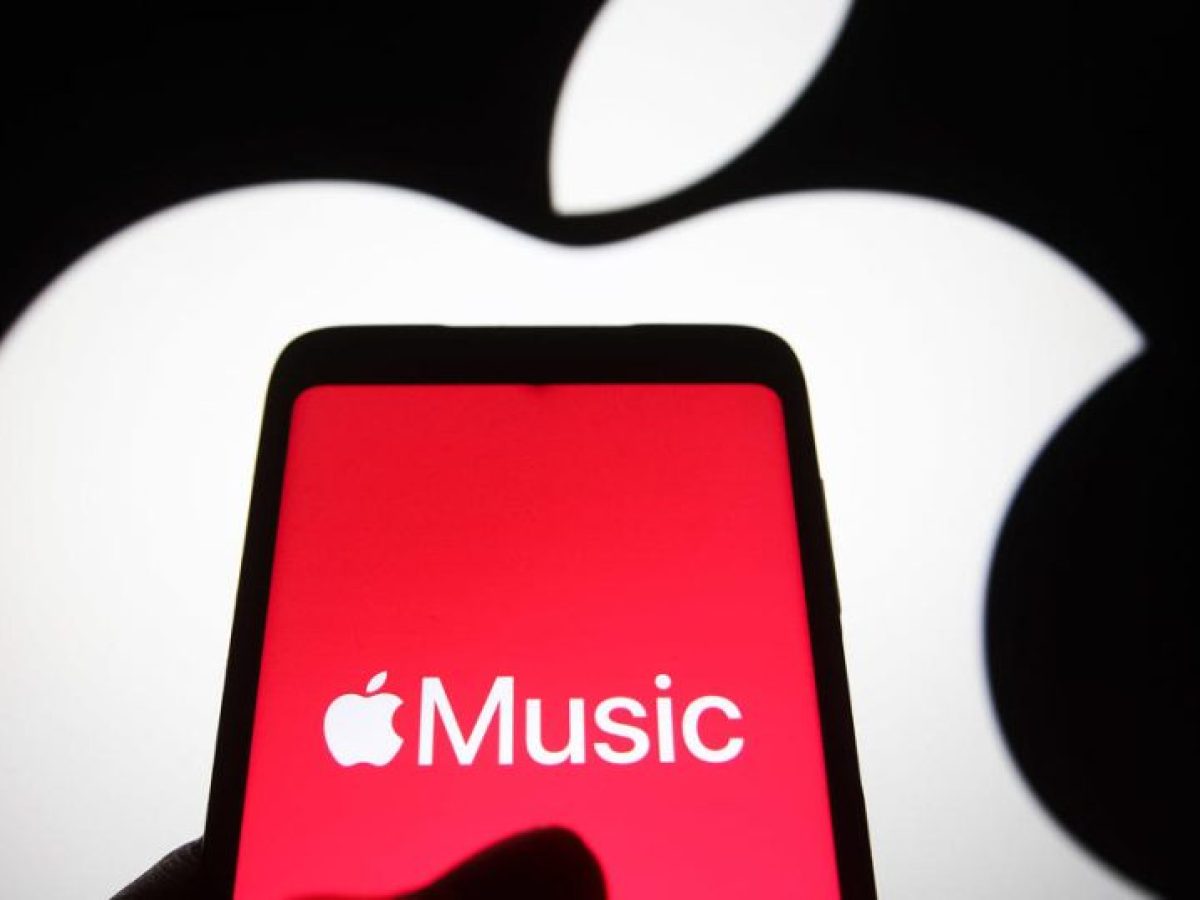Το Apple Music γίνεται δωρεάν… στο περίπου