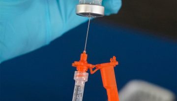 Το πρώτο εμβόλιο σχεδιασμένο με τεχνητή νοημοσύνη
