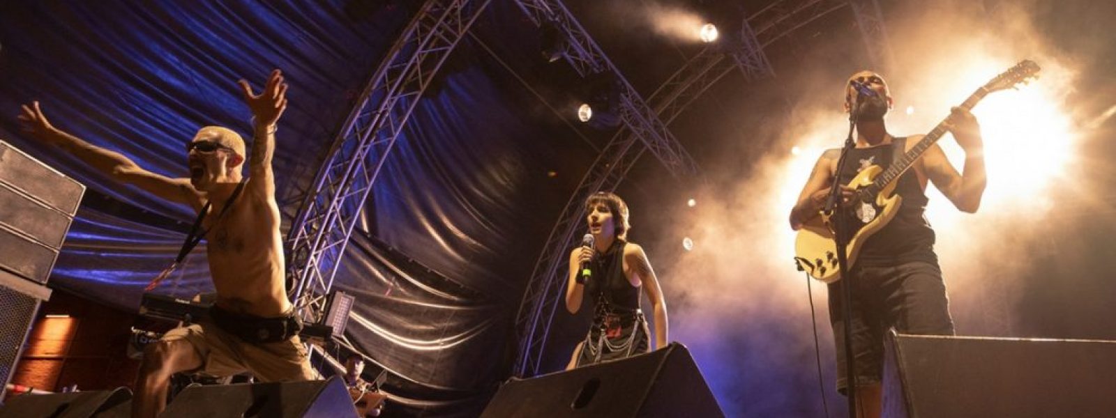 Η Τεχνητή Νοημοσύνη αλλάζει τη μουσική: Οι ευκαιρίες, οι κίνδυνοι και η μάχη για τα πνευματικά δικαιώματα