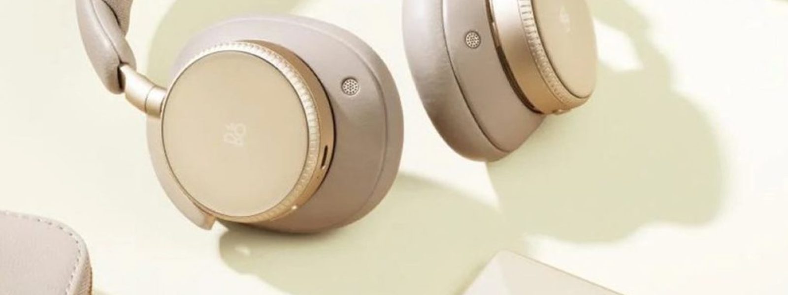 Powerbank από την Bang & Olufsen; Δείτε τον πανέμορφο φορτιστή των 145 ευρώ που δεν θα θέλετε να κρύψετε! – Matrix Life