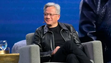 Jensen Huang: «Η AI δεν θα πάρει τις δουλειές μας. Θα τις πάρουν όσοι ξέρουν να τη χρησιμοποιούν» – Techmaniacs