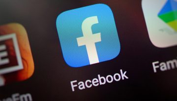 Πρόβλημα στη σύνδεση στο Facebook μέσω υπολογιστή – Τι βλέπουν οι χρήστες
