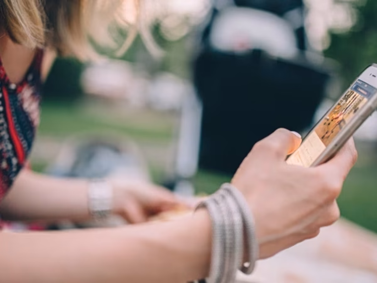 Για τους 17χρονους Βρετανούς, τα social media θα σβήνουν τα μεσάνυχτα | in.gr
