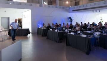 Η Lenovo τεχνολογικός partner του προγράμματος της Humanis σε συνεργασία με το Yale — InfoCom