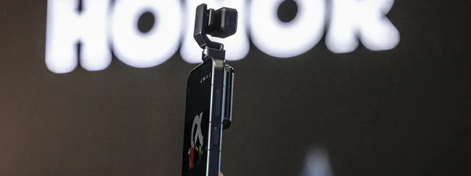 Honor Robot Phone: Με gimbal, δύο κάμερες 200MP και τεράστια μπαταρία. Η τιμή όμως τσούζει – Techmaniacs