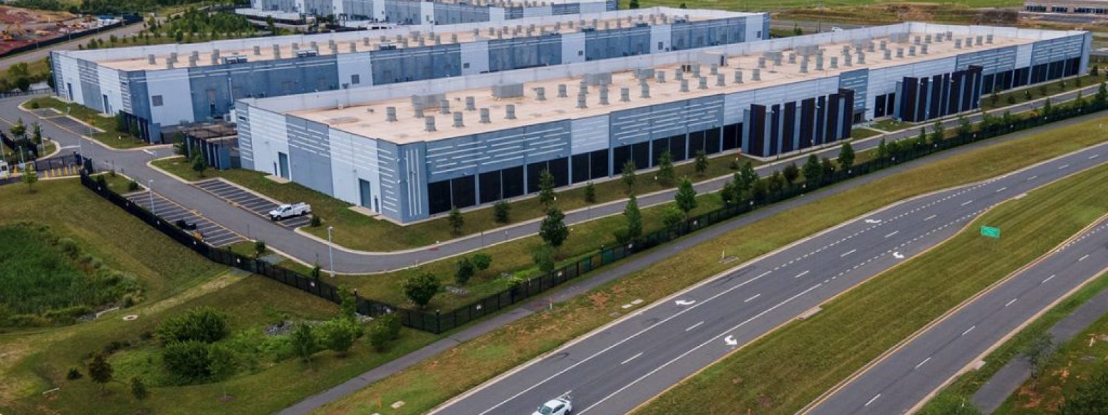 Η εξέγερση κατά των data centers ενώνει δεξιά και αριστερά στις ΗΠΑ, αλλάζοντας την πολιτική γύρω από την AI