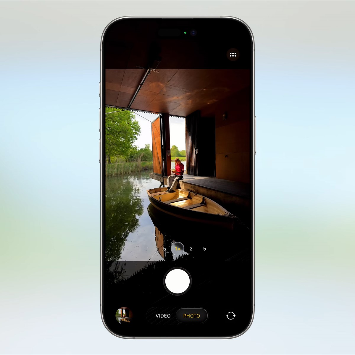iPhone-Camera-App-01