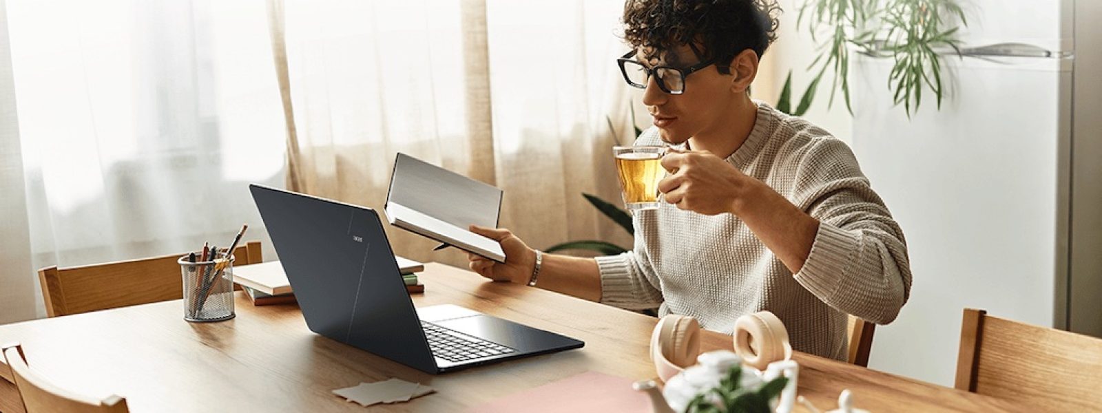 &Eta; Acer &alpha;&nu;&alpha;&kappa;&omicron;&iota;&nu;ώ&nu;&epsilon;&iota; &tau;&eta;&nu; &epsilon;&pi;έ&kappa;&tau;&alpha;&sigma;&eta; &tau;&eta;&sigmaf; &sigma;&epsilon;&iota;&rho;ά&sigmaf; Thin-and-Light &mu;&epsilon; &tau;&omicron; &epsilon;&xi;&alpha;&iota;&rho;&epsilon;&tau;&iota;&kappa;ά &epsilon;&lambda;&alpha;&phi;&rho;ύ Swift Blade 14 &tau;&omega;&nu; 799g &ndash; techpress.gr