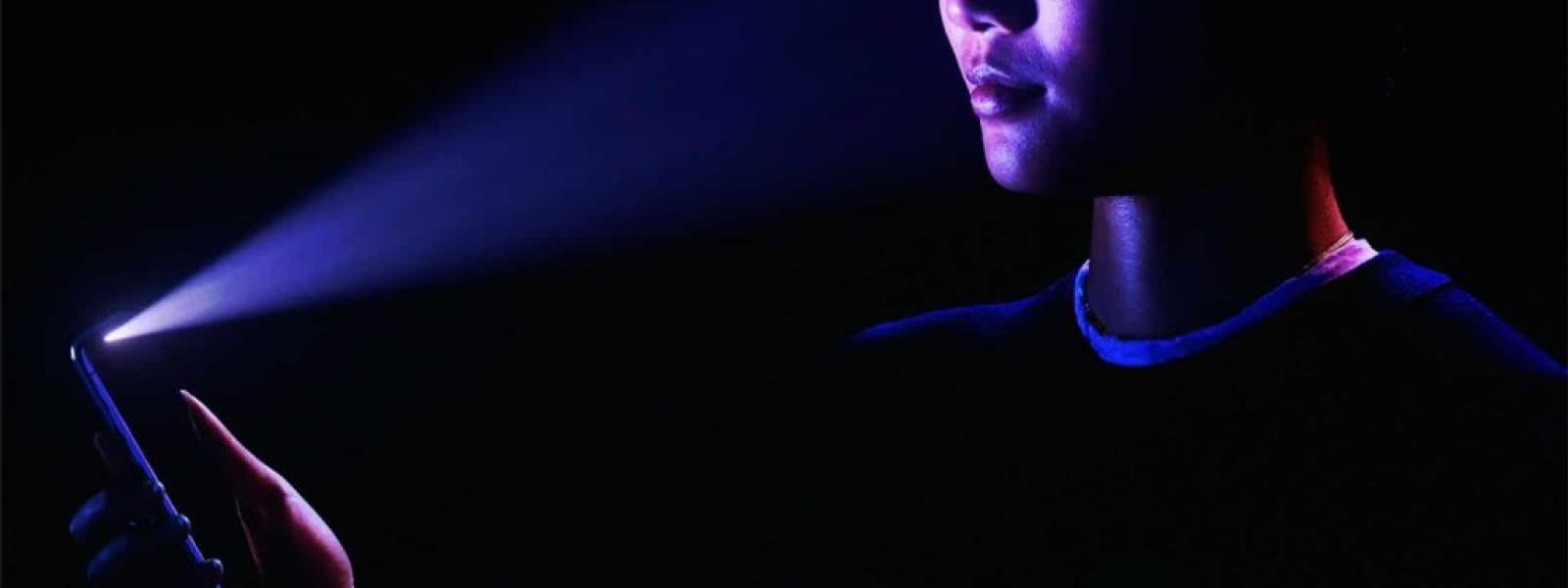 iPhone 18 Pro: &Sigma;&epsilon; &kappa;ά&pi;&omicron;&iota;&alpha; &tau;&omicron; Face ID &kappa;&omicron;&lambda;&lambda;ά&epsilon;&iota; &kappa;&alpha;&iota; &kappa;ά&nu;&epsilon;&iota; &epsilon;&pi;&alpha;&nu;&epsilon;&kappa;&kappa;ί&nu;&eta;&sigma;&eta;